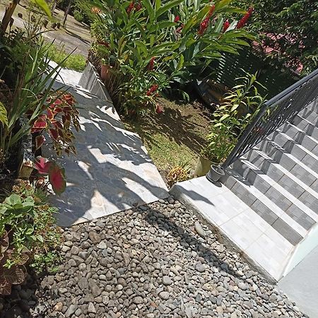 Bungalow Milo บูญองต์ ภายนอก รูปภาพ